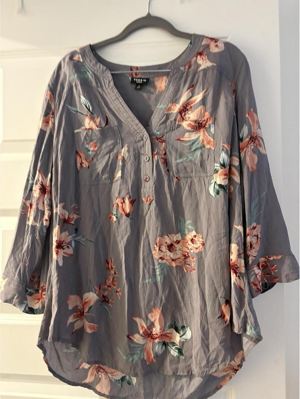 Torrid Women's Casual Blouse Size 0